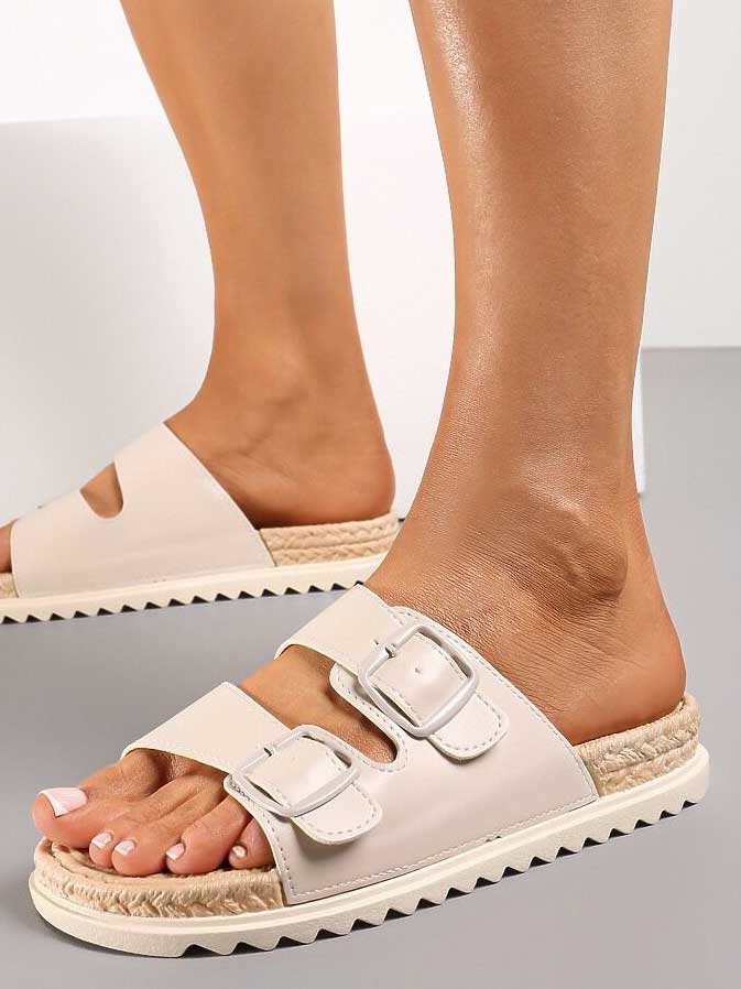 Tia - Sandaler med spænder og sål i flettet look